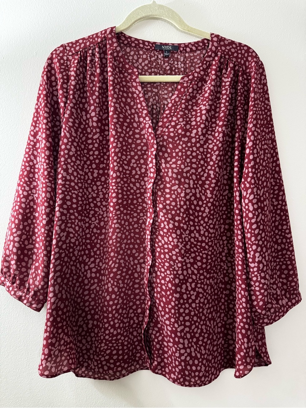 NYDJ Pintuck 3/4 Sleeve Hidden Button V Neck Blouse Sz L